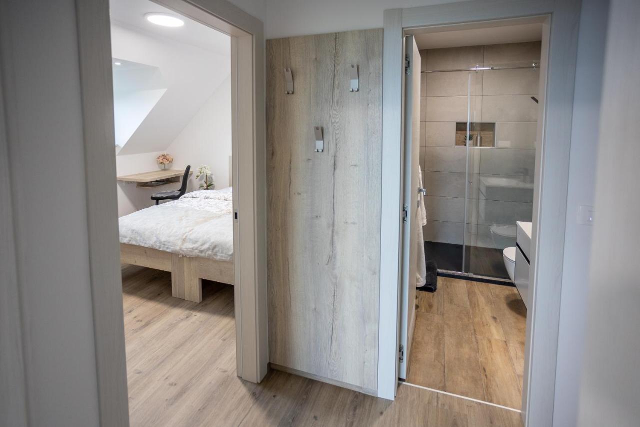Apartmaji Pr Smolet Škofja Loka Exteriér fotografie