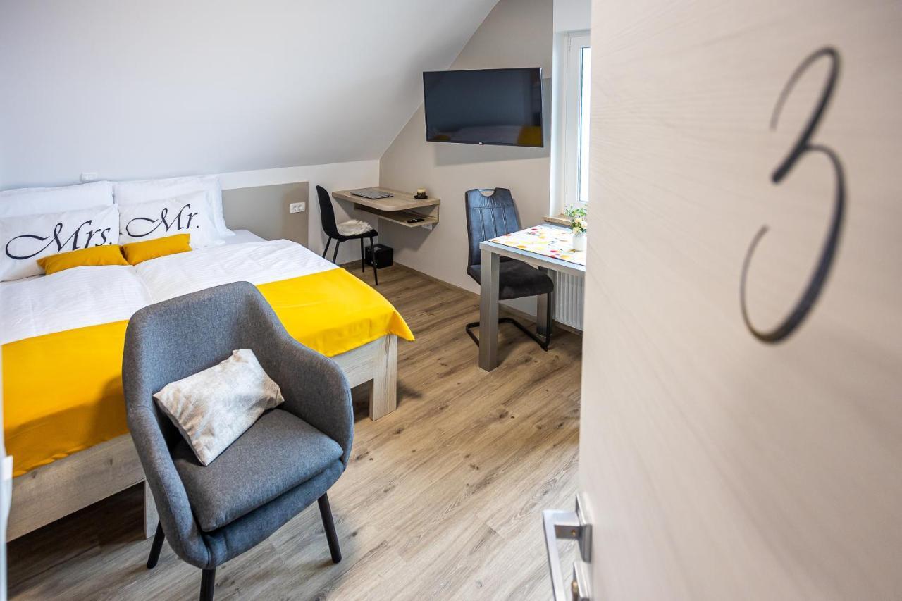 Apartmaji Pr Smolet Škofja Loka Exteriér fotografie